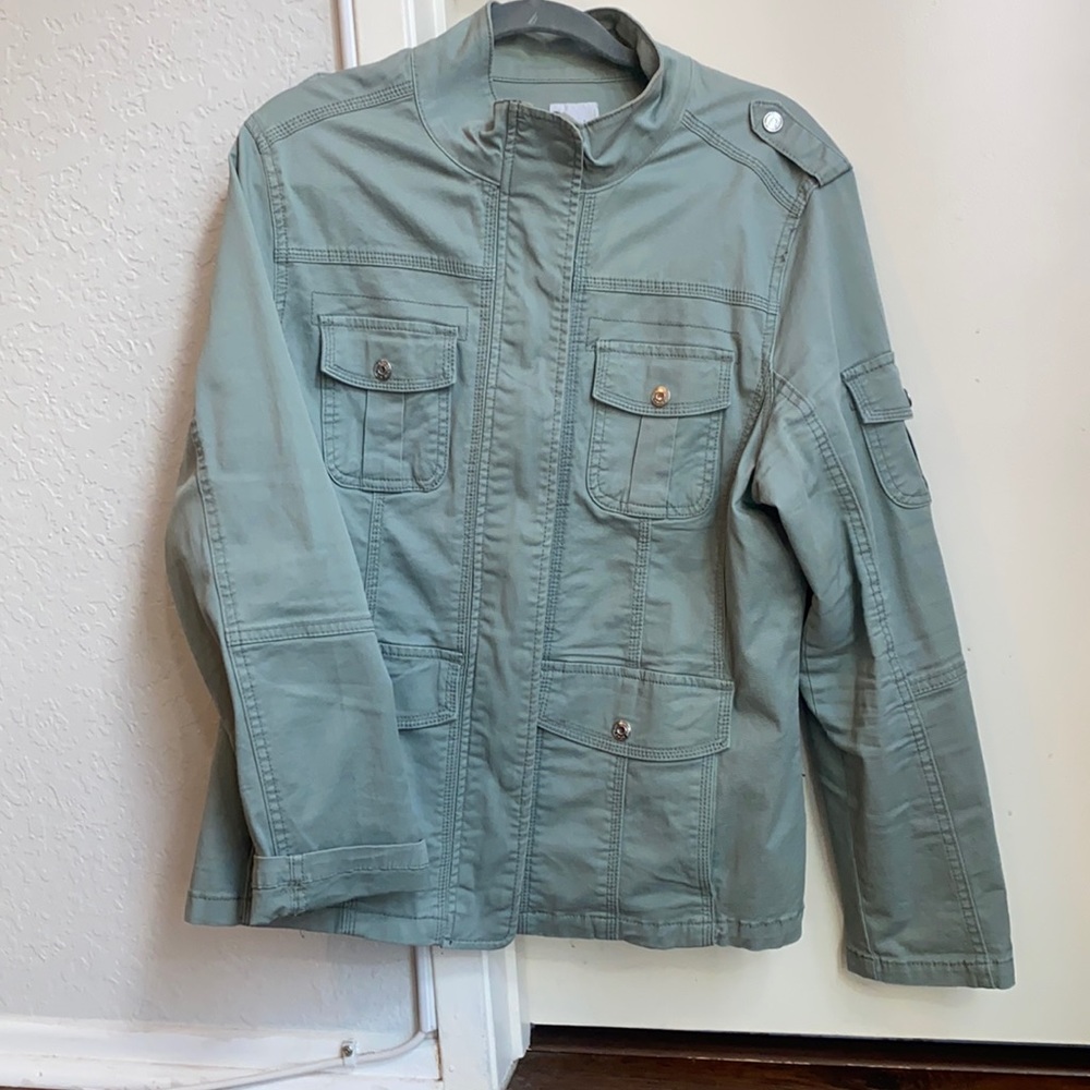 Army green Kensie jacket